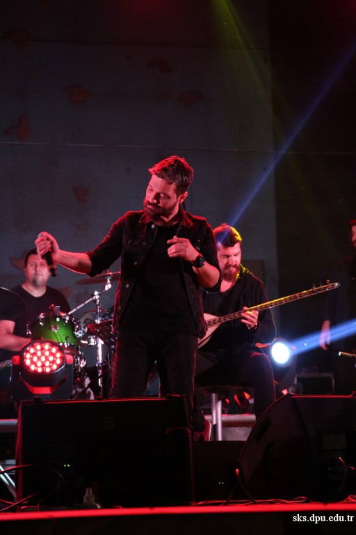 oguzhan-ugur-menajerlik-sirketi